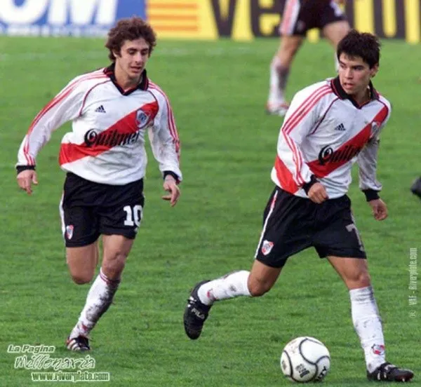 Aimar y Saviola la rompieron en River. (Archivo LPM)