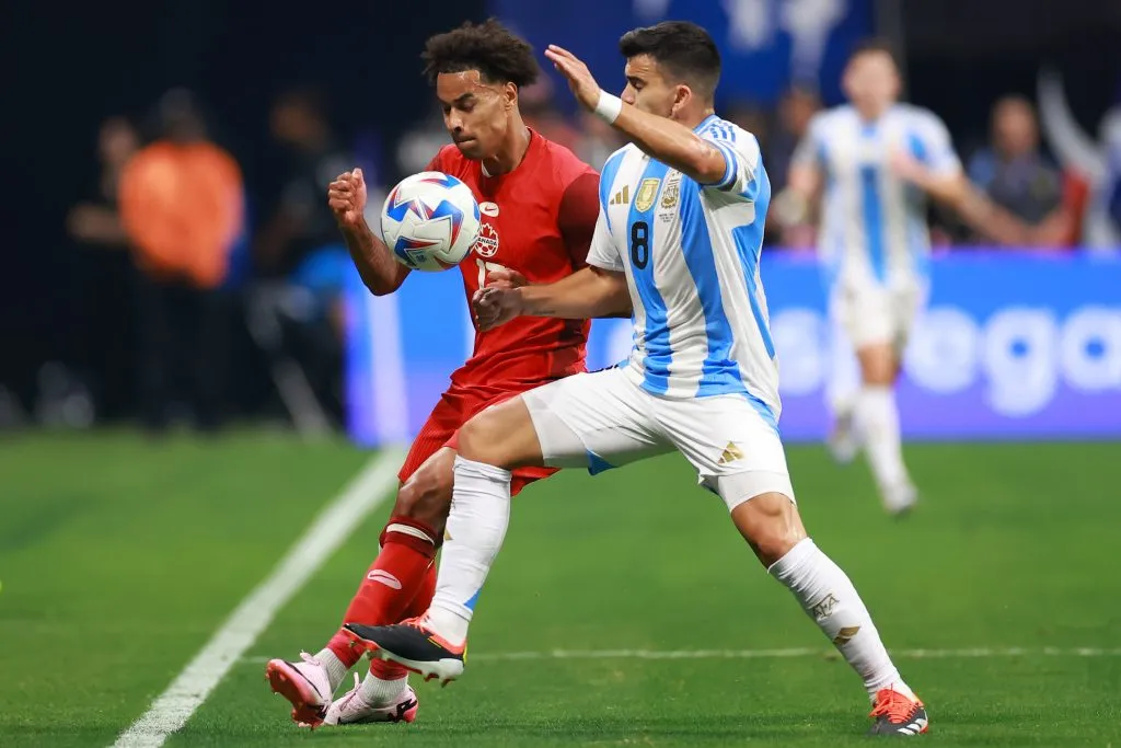 Argentina venció a Canadá en su debut con goles de Julián y Lautaro. (Foto: Getty).