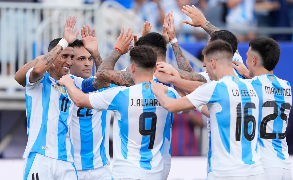 Los jugadores de la Selección Argentina, a puro festejo.