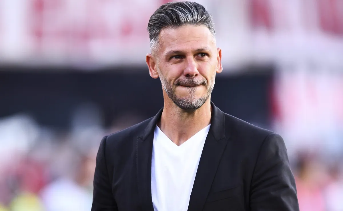 La última formación de Demichelis en River: así forma vs. Sarmiento.