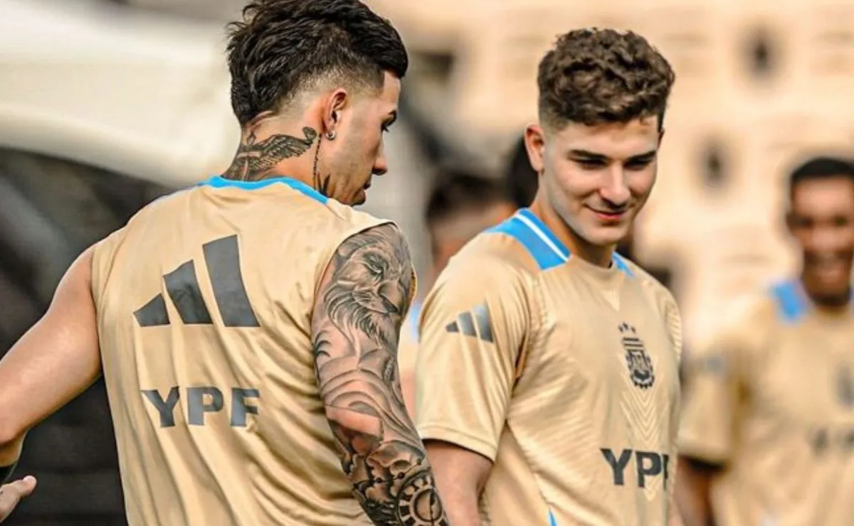 Enzo y Julián Álvarez se preparan para la Copa América.