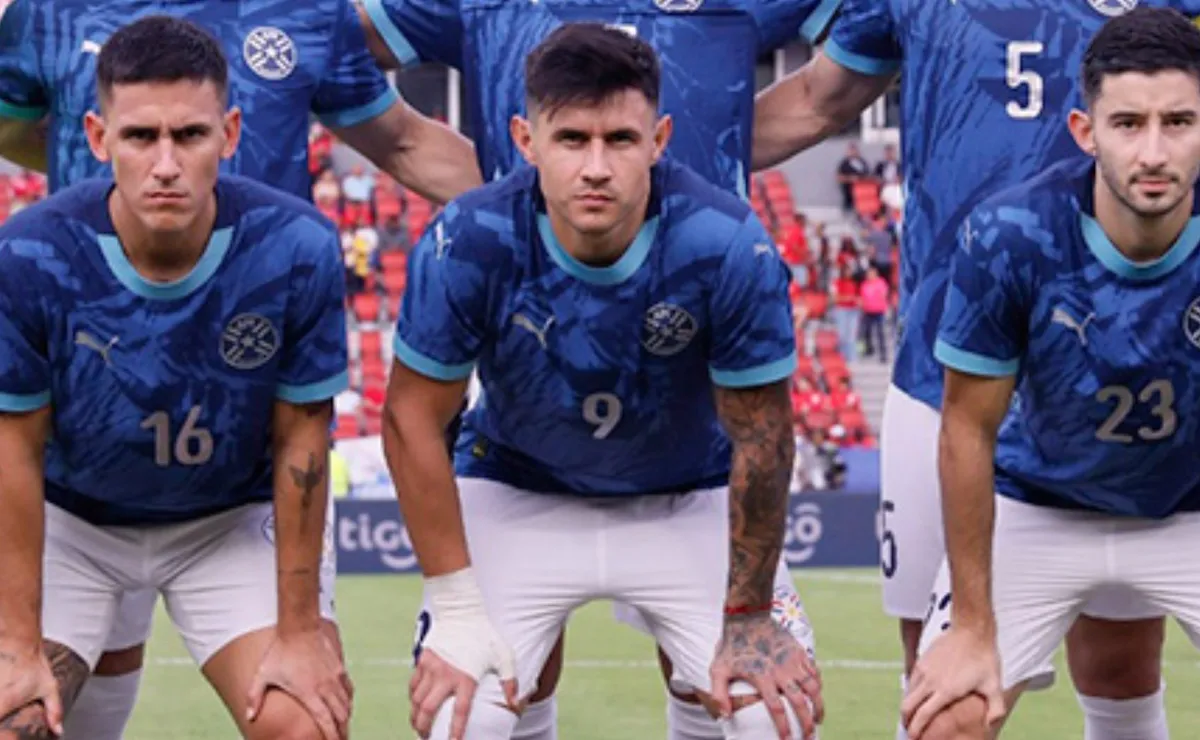 Bareiro fue titular en Paraguay.