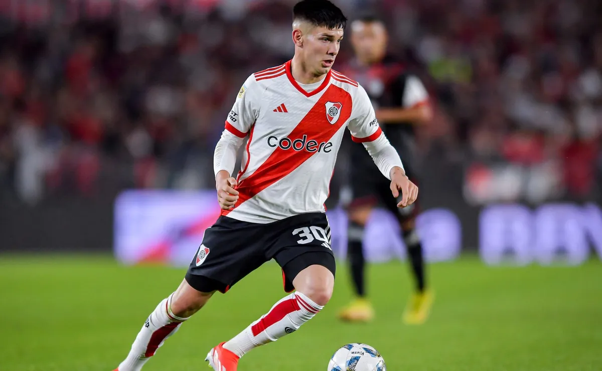 Franco Mastantuono, la última gran joyita de River, tuvo una muy buena tarde ante Lanús.