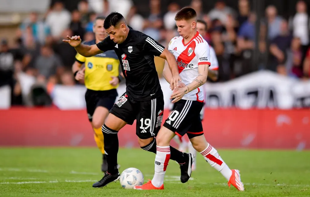 Mastantuono tuvo un buen ingreso ante Riestra. (Getty)