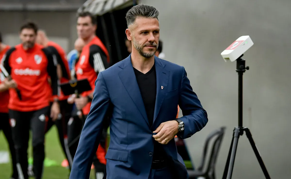El técnico de River se fue molesto del estadio de Riestra tras la derrota.