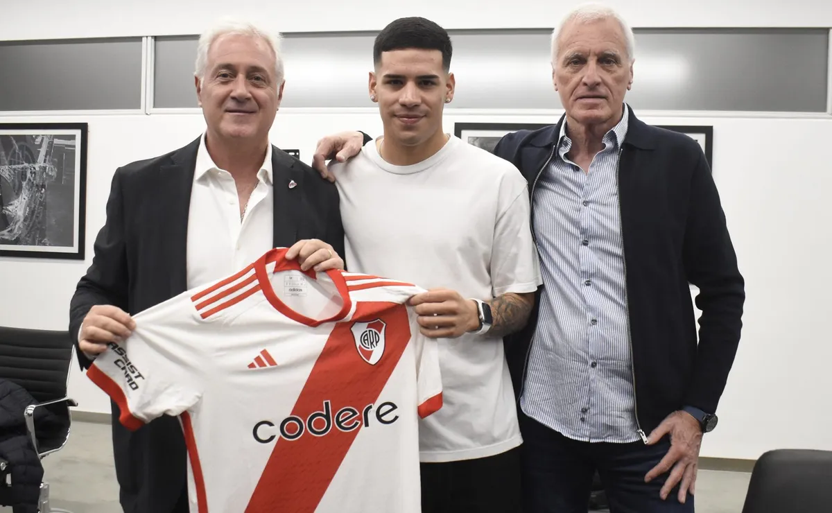 El juvenil del millonario renovó su contrato.