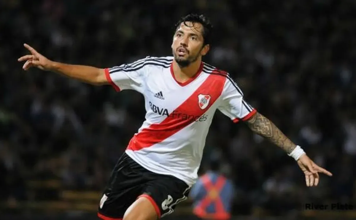 Juan Carlos Menseguez, otro ex River que respalda a Demichelis.