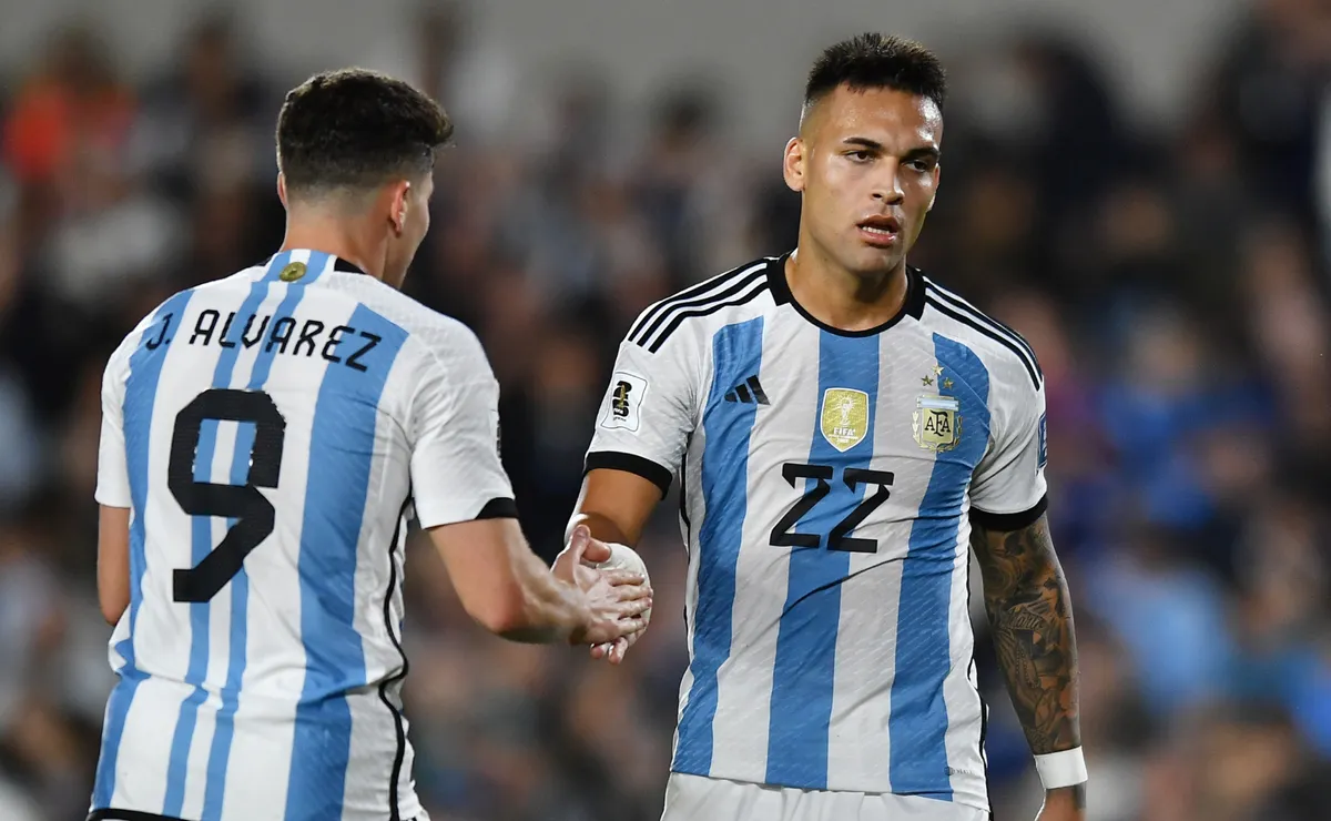 Lautaro Martínez y Julián Álvarez, referentes en Argentina.