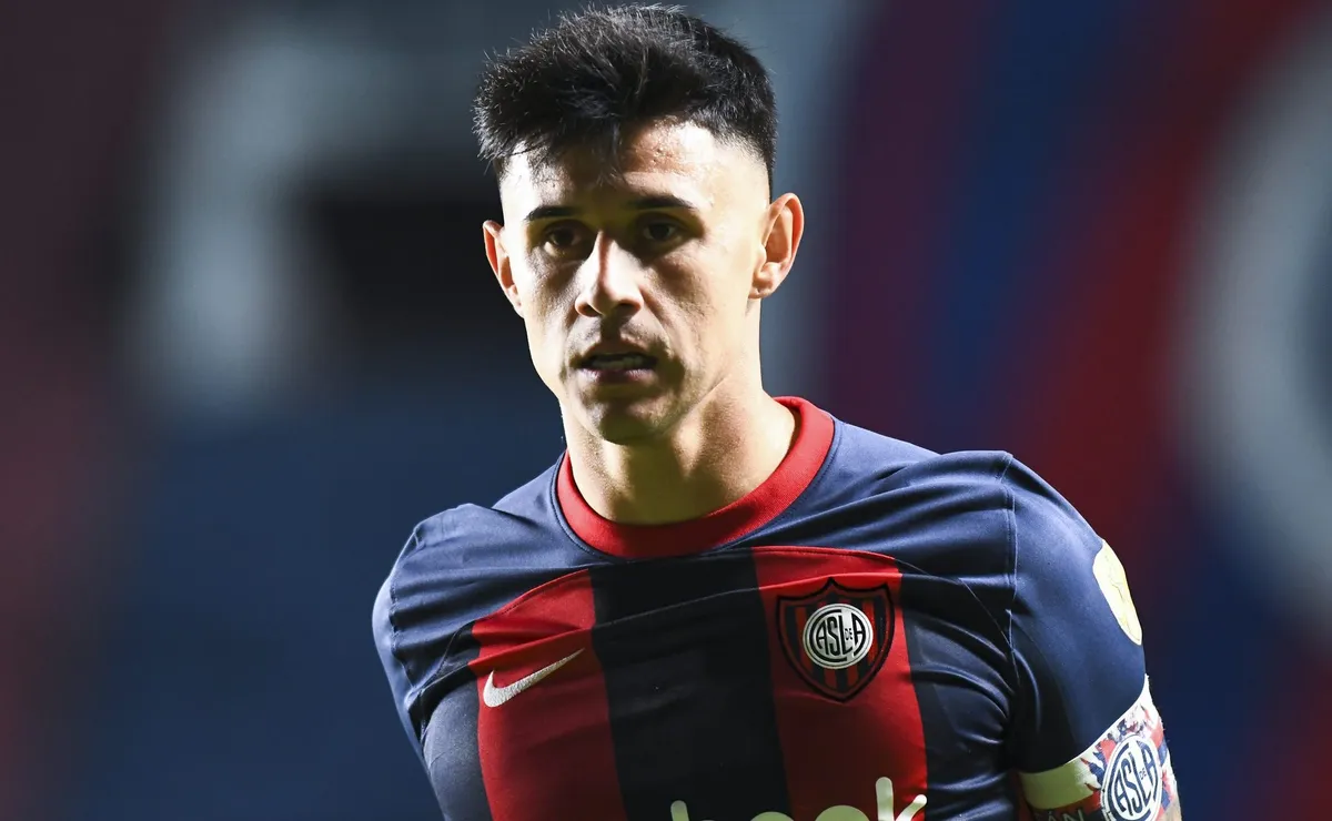Adam Bareiro, entre River y AEK Atenas (Getty).