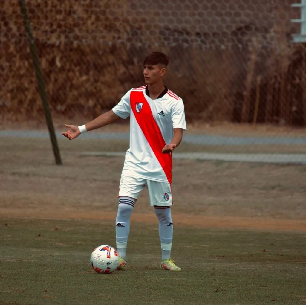 Martín Lucero, el juvenil de River que se fue a préstamo a Colo Colo (FOTO: INSTAGRAM/ @martinlucero0).