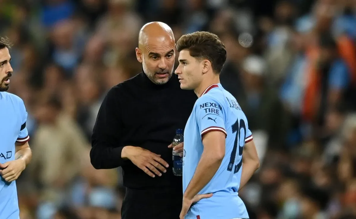 Julián analiza irse y Guardiola espera su decisión.