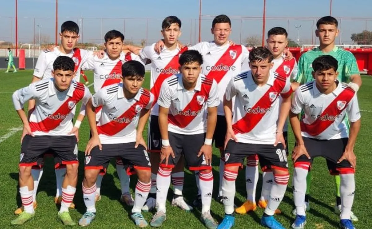 La octava jugó un partidazo y goleó 5-1 (Foto: Prensa River)
