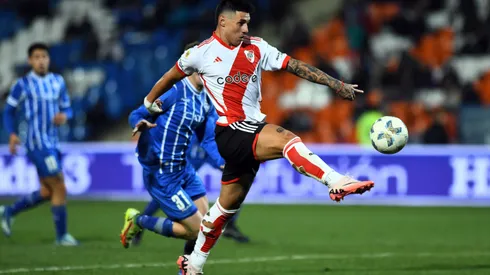 Adam Bareiro todavía no tiene goles en River.