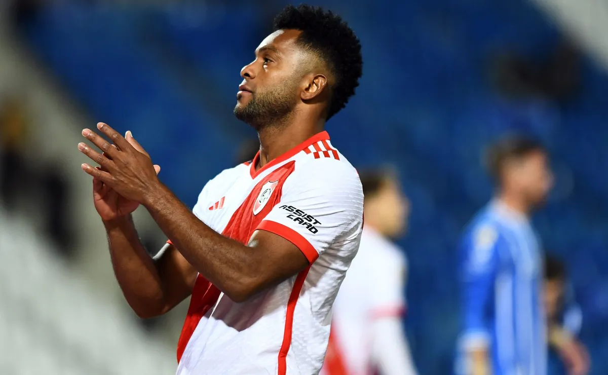 Borja puso el gol de River ante Godoy Cruz.