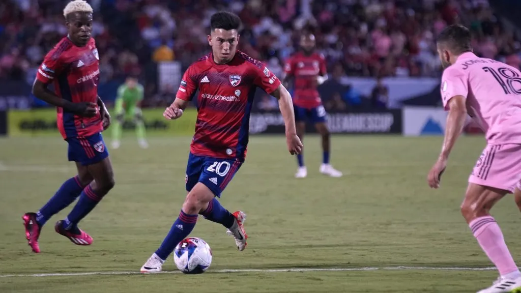 Alan Velasco tiene contrato en Dallas hasta diciembre de 2025. (Foto: Getty).