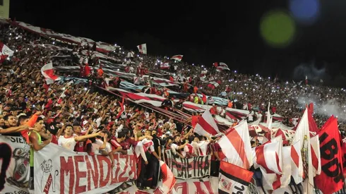 Los hinchas de River vuelven al Malvinas Argentinas.
