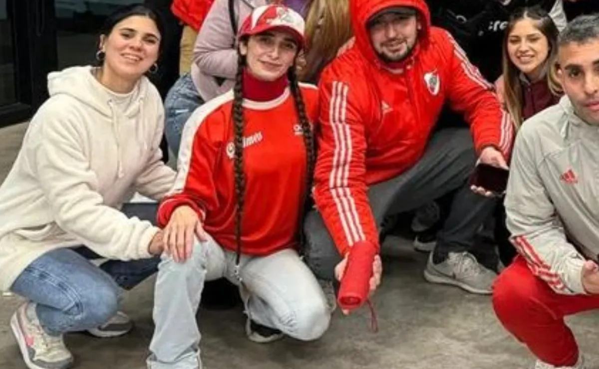 Patricia Vallina, la hincha de River que cayó desde la Sívori luego de una avalancha durante River vs Lanús de la Liga profesional 2024. Es socia plena del club Millonario (FOTO: Facebook).