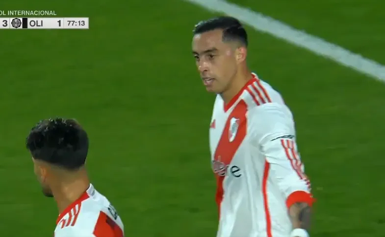 Funes Mori se equivocó en el gol de Olimpia.