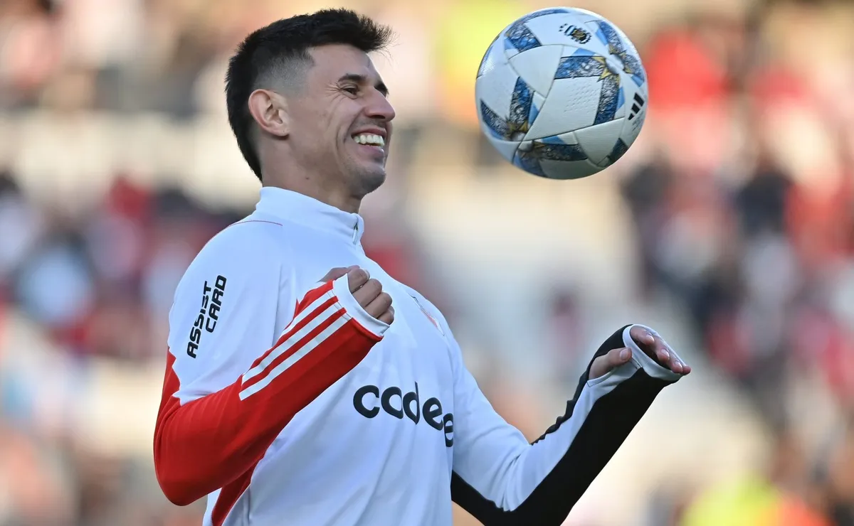 Adam Bareiro será el único delantero contra Huracán en su primera titularidad con River.