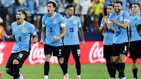 Los jugadores de Uruguay, a puro festejo.