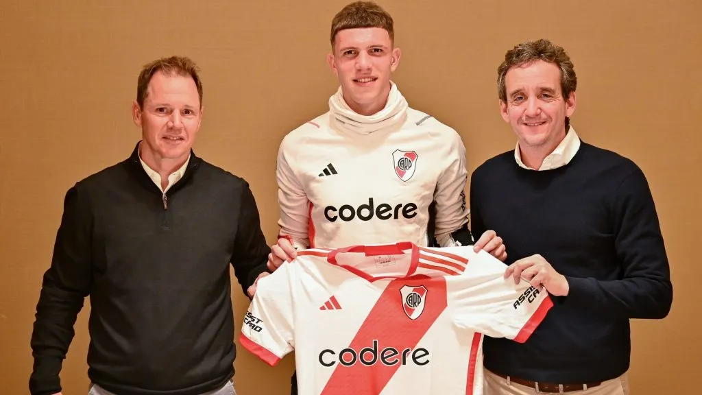 Franco Carboni fue presentado en River hace poco más de un mes y ahora se fue sin debutar.