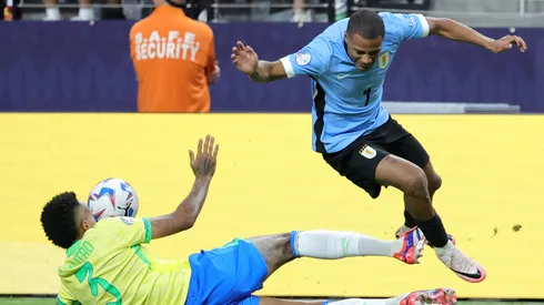 Nicolás De La Cruz, ante una marca brasileña.