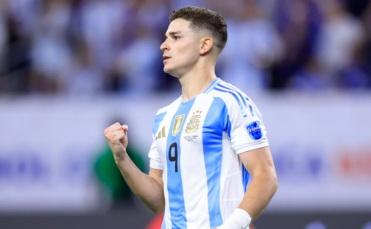 Julián Álvarez, la carta de gol ante Canadá.