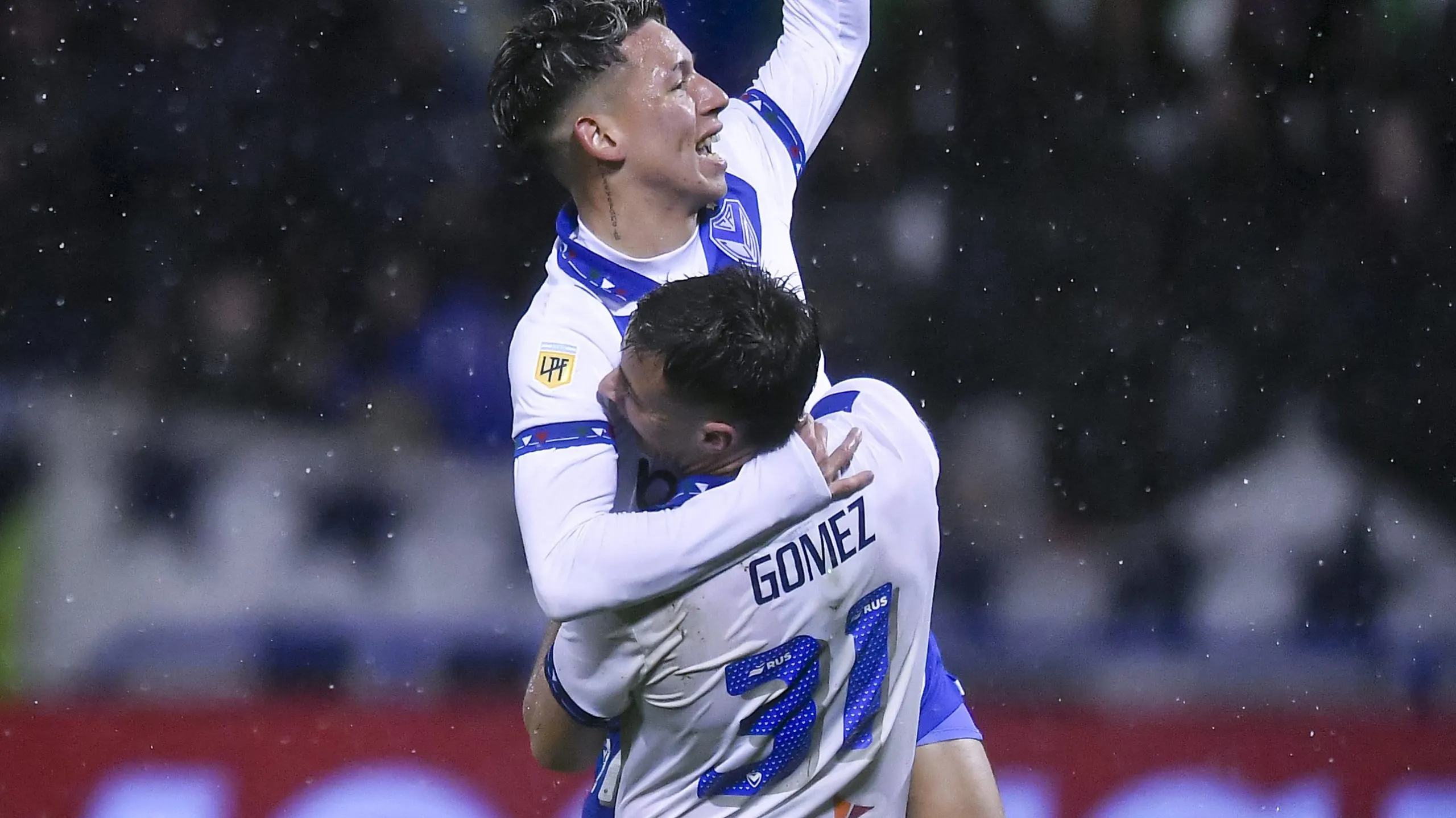 ¿Prestianni y Valentín Gómez se reencuentran en River? (getty)