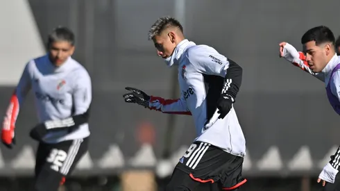 Echeverri tuvo su último entrenamiento este viernes en River Camp. (Foto: prensa River).