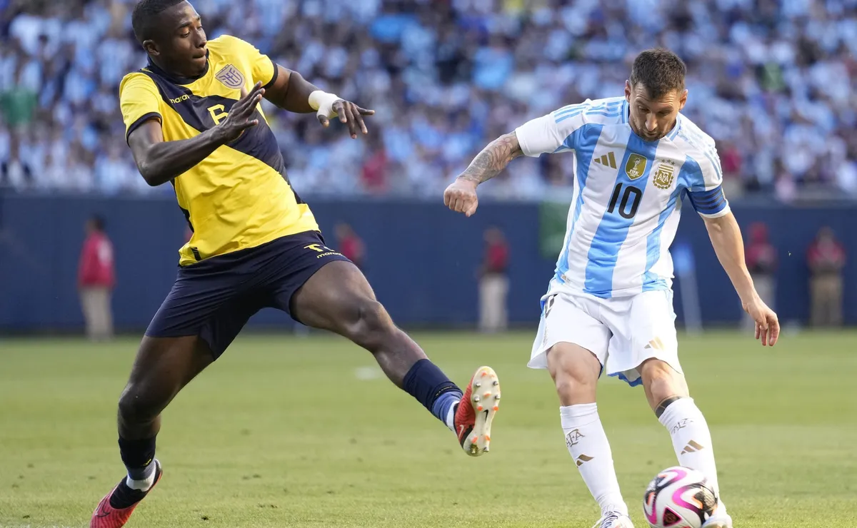 La Selección Argentina irá por un lugar en semis de Copa América ante Ecuador.