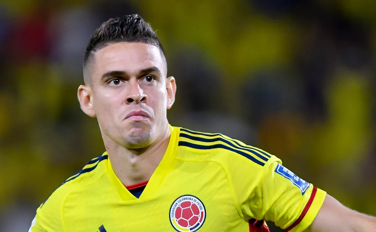 Santos Borré, el exRiver, festeja un gol de Colombia.