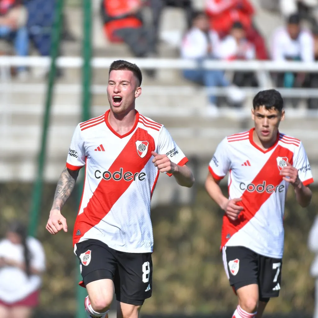 Serrago viene de tener un gran semestre en Reserva y buscará ganarase un lugar en Primera.