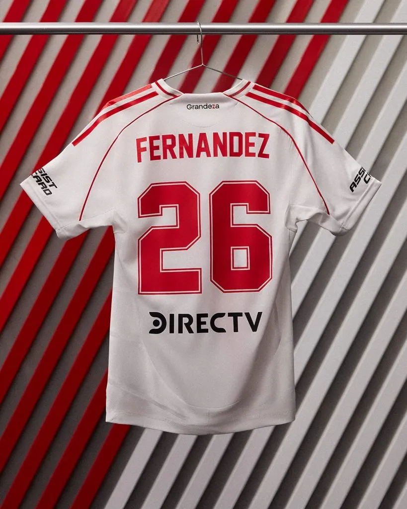 La espalda de la camiseta de River. (prensa River)