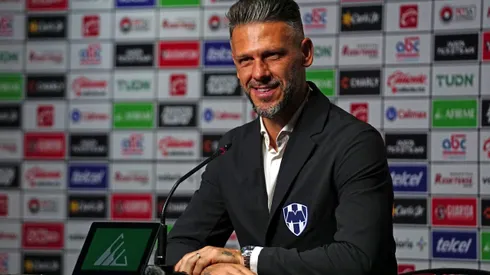 Martín Demichelis dirige a Rayados de Monterrey.