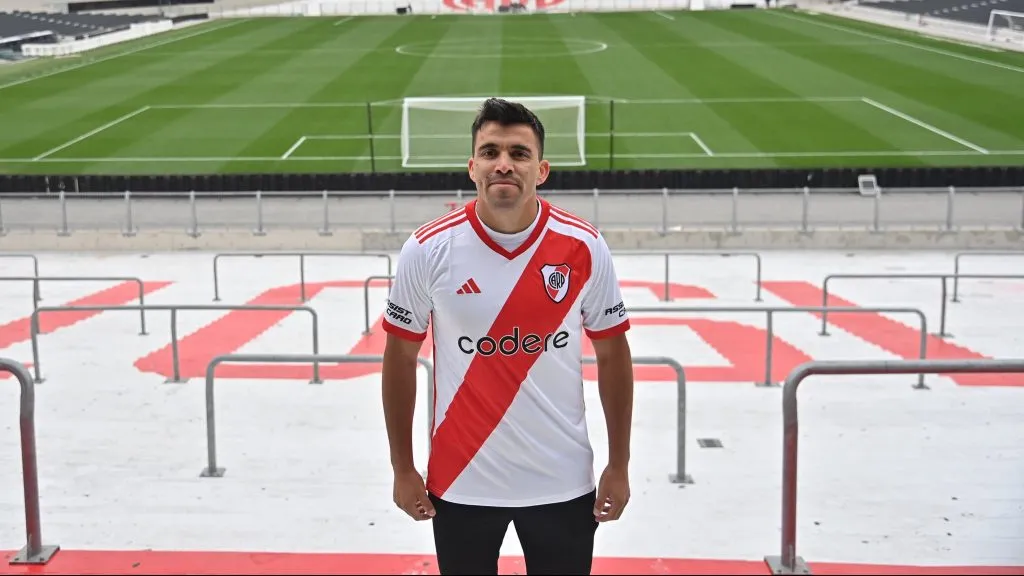 Marcos Acuña tendrá este jueves su primer entrenamiento a la par de sus nuevos compañeros.