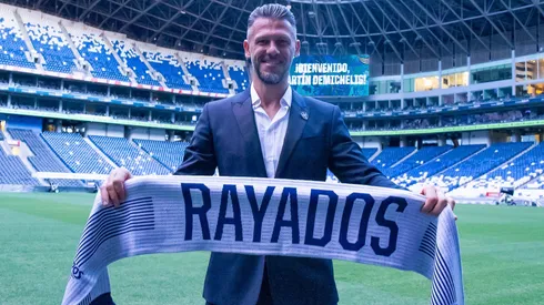 Demichelis fue presentado como DT de Rayados.