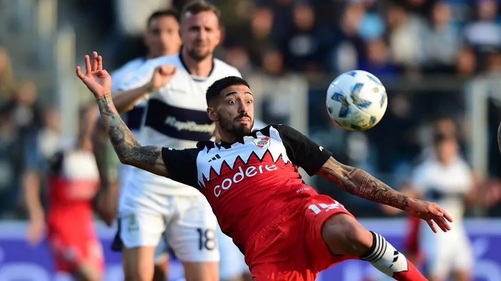 Manuel Lanzini volvió a quedar en deuda. (Foto: Getty).