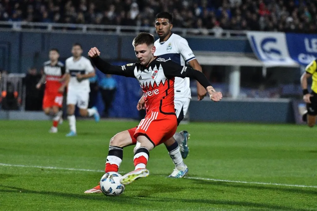 Franco Mastantuono en acción. (Foto: Prensa River)