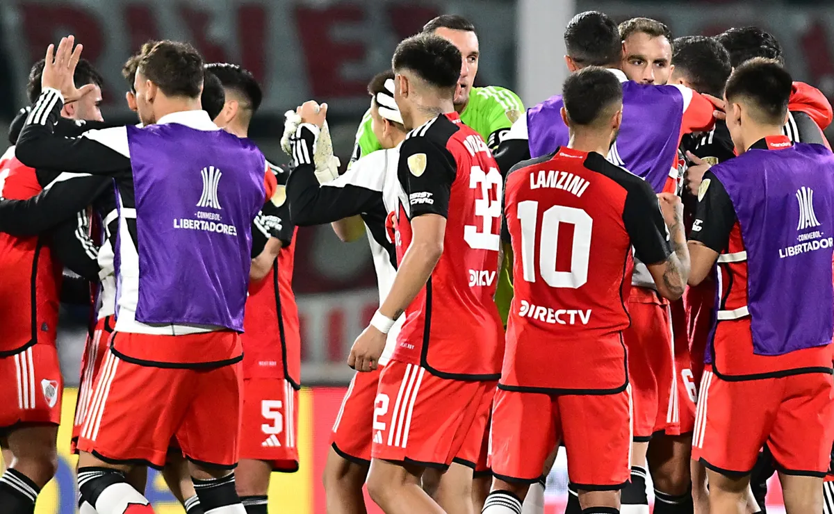 Los jugadores de River, a puro festejo.