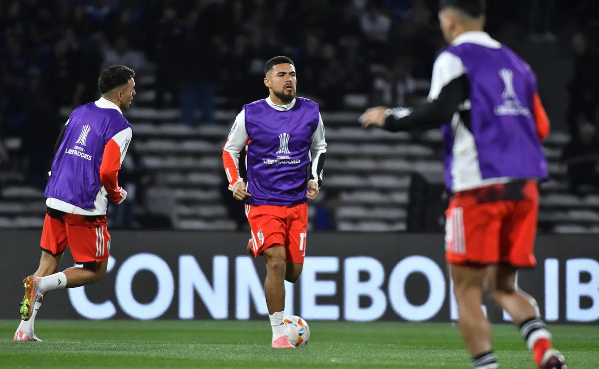 Gallardo dejó a un solo futbolista afuera del banco ante Talleres.