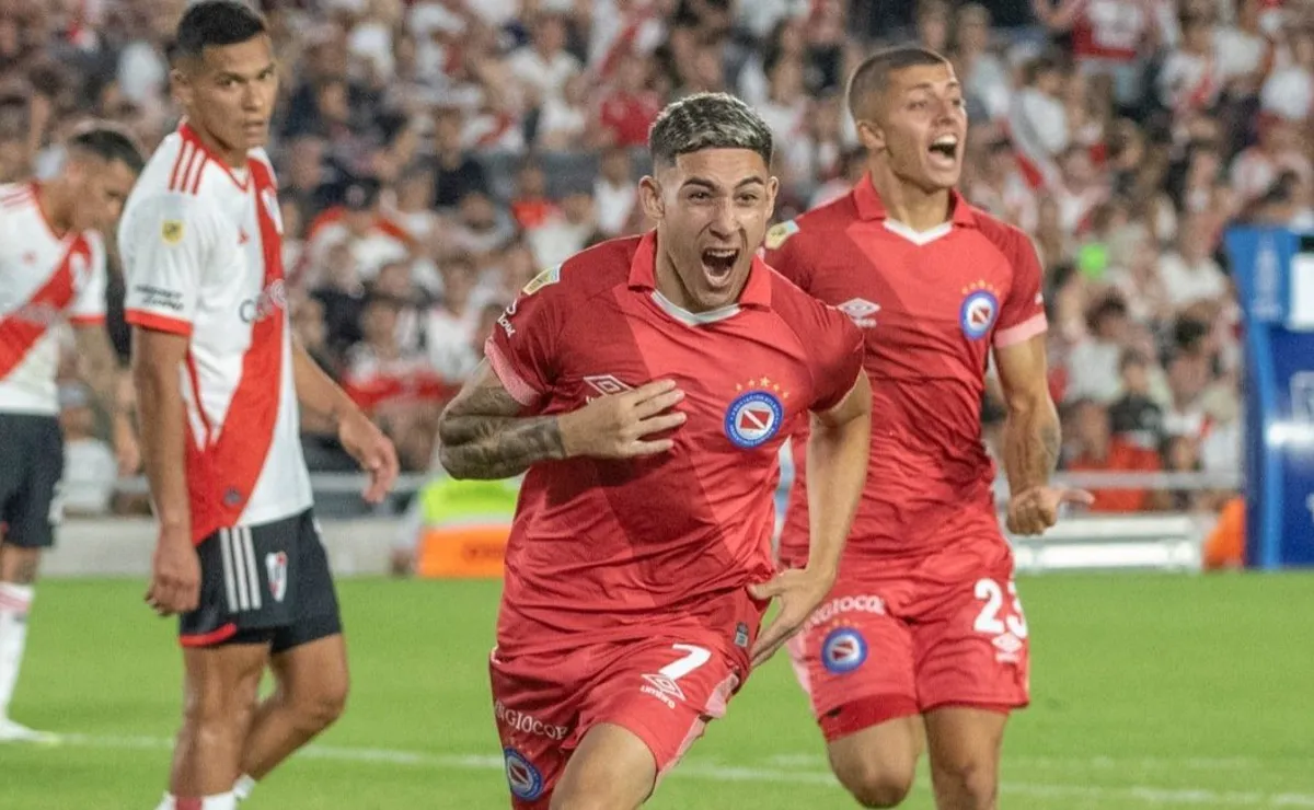 Santiago Montiel ya fue verdugo de River.