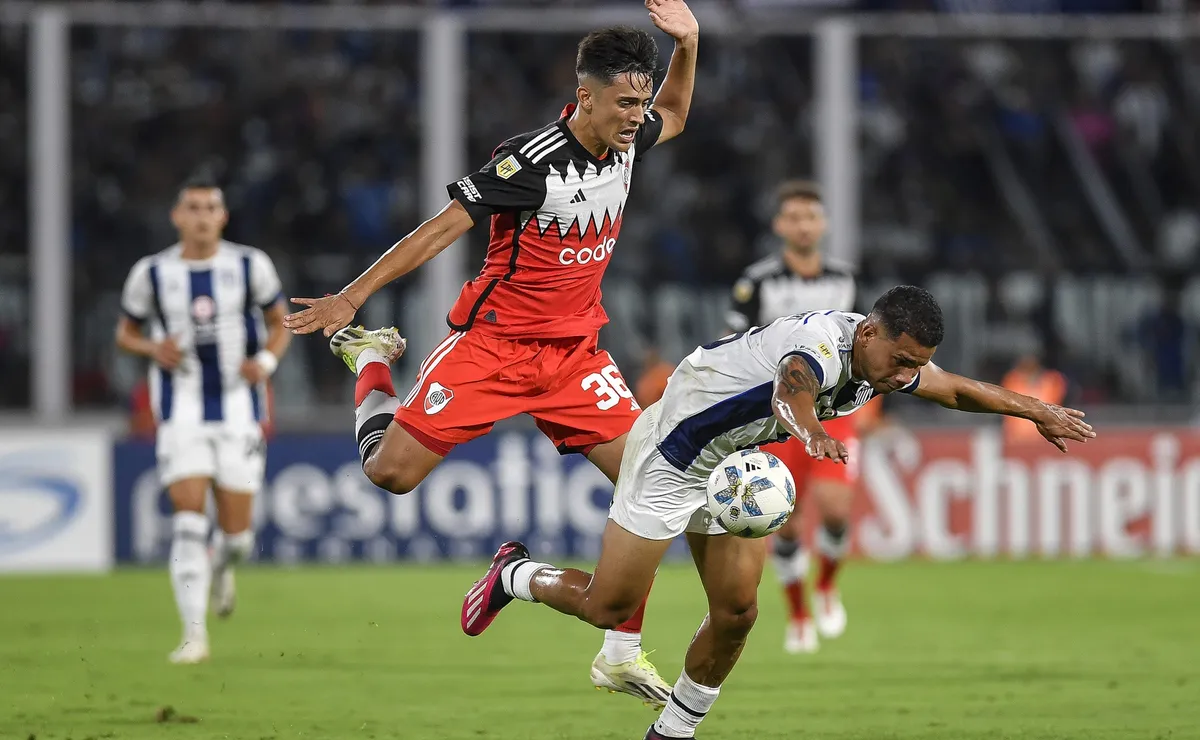 River vs. Talleres de Córdoba, mano a mano por Copa Libertadores. El Millo utilizará casaca alternativa.