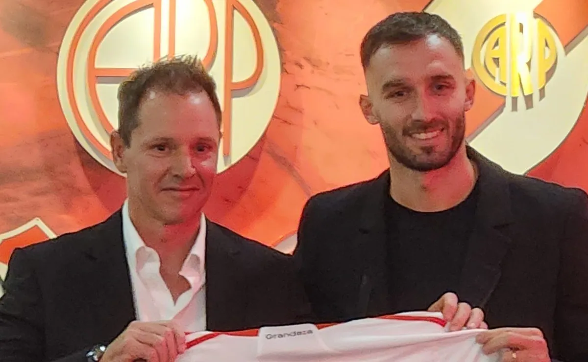 Germán Pezzella fue presentado en River y es oficialmente la primera cara nueva para Gallardo. Integrará la lista de buena fe.