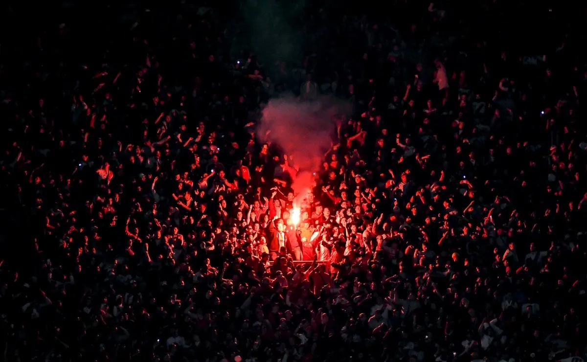 La atmósfera durante el partido contra Barracas fue una sola: cantar contra Boca.
