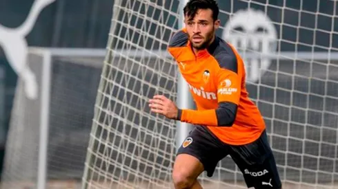 Kevil Sibille que se fue libre de River a mediados de 2020 hizo se debut oficial en Valencia por la segunda ronda de la Copa del Rey.