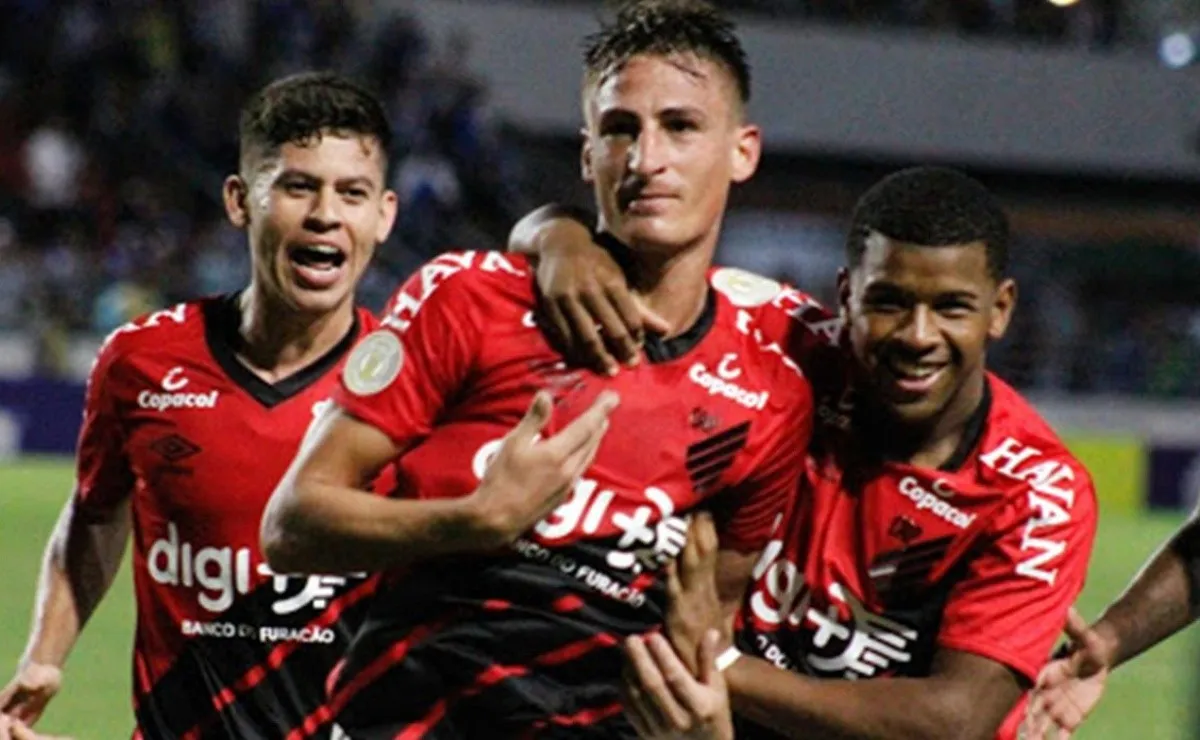 Athletico Paranaense sumó su segundo triunfo consecutivo en el torneo brasileño
