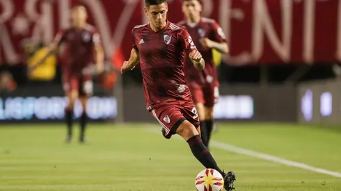 El zaguero había sido amonestado.