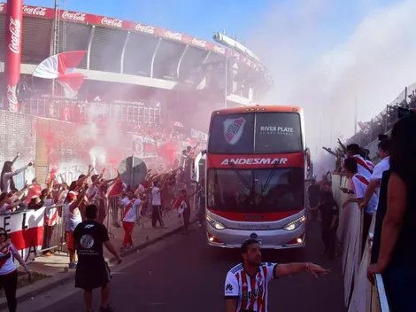 Banderazo antes de ir a la Bombonera