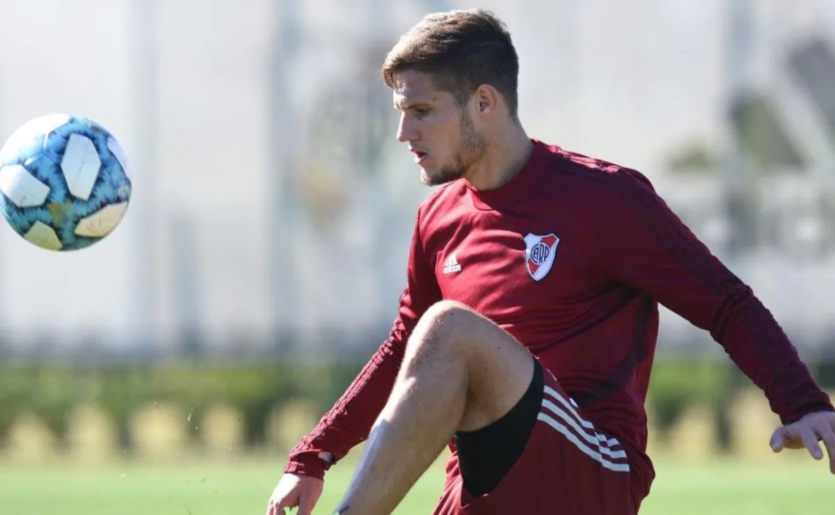 Zuculini podría quedarse fuera del partido ante Arsenal.
