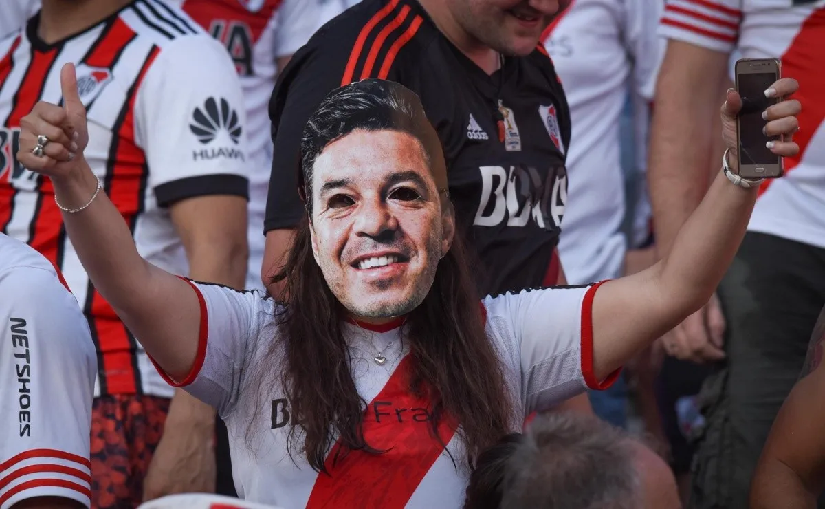 En cuestión de horas, los hinchas de River arrasaron con las 10.000 entradas.